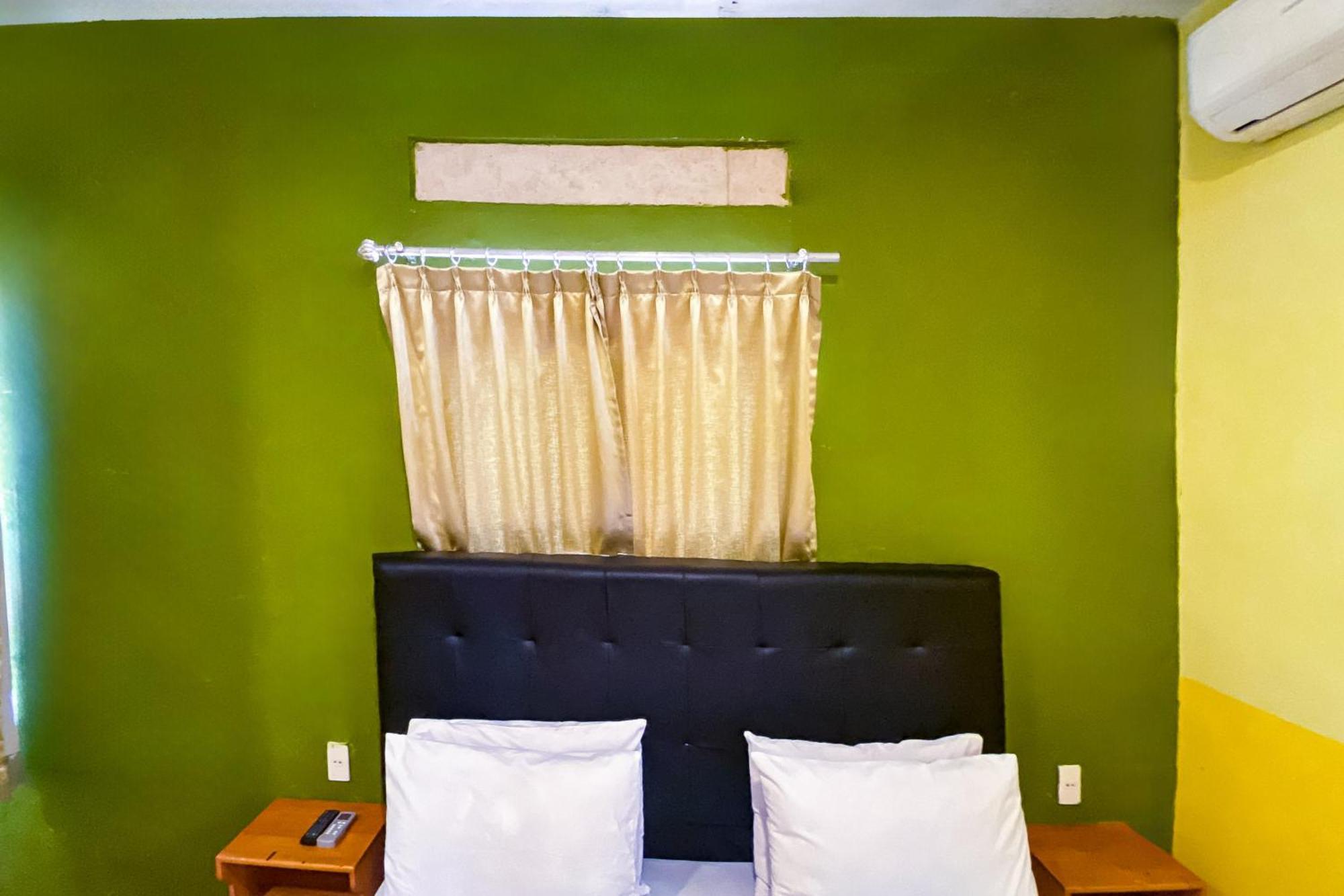 Hotel Reddoorz At Sentosa Jaya Helvetia à Medan Extérieur photo