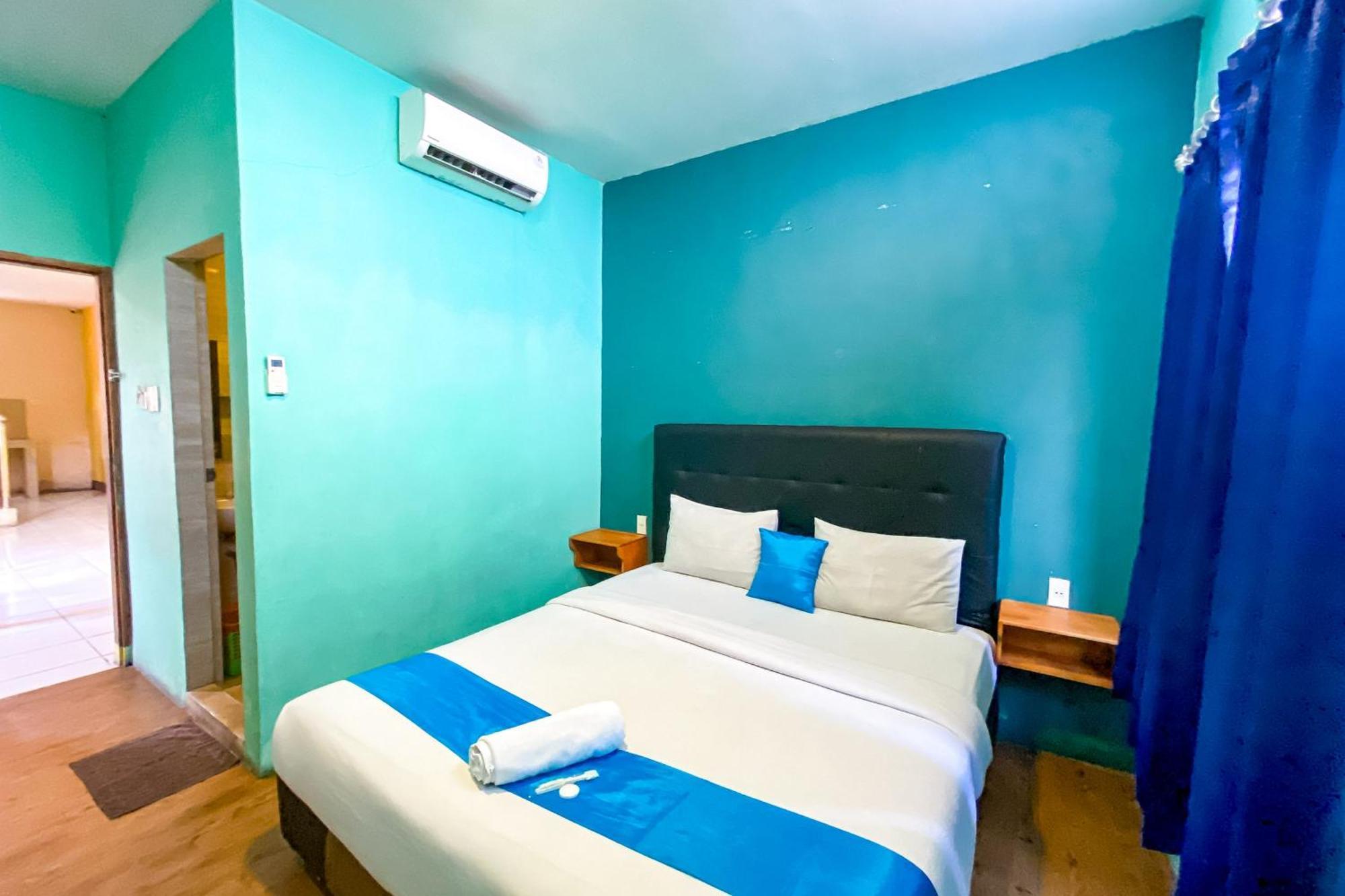Hotel Reddoorz At Sentosa Jaya Helvetia à Medan Extérieur photo