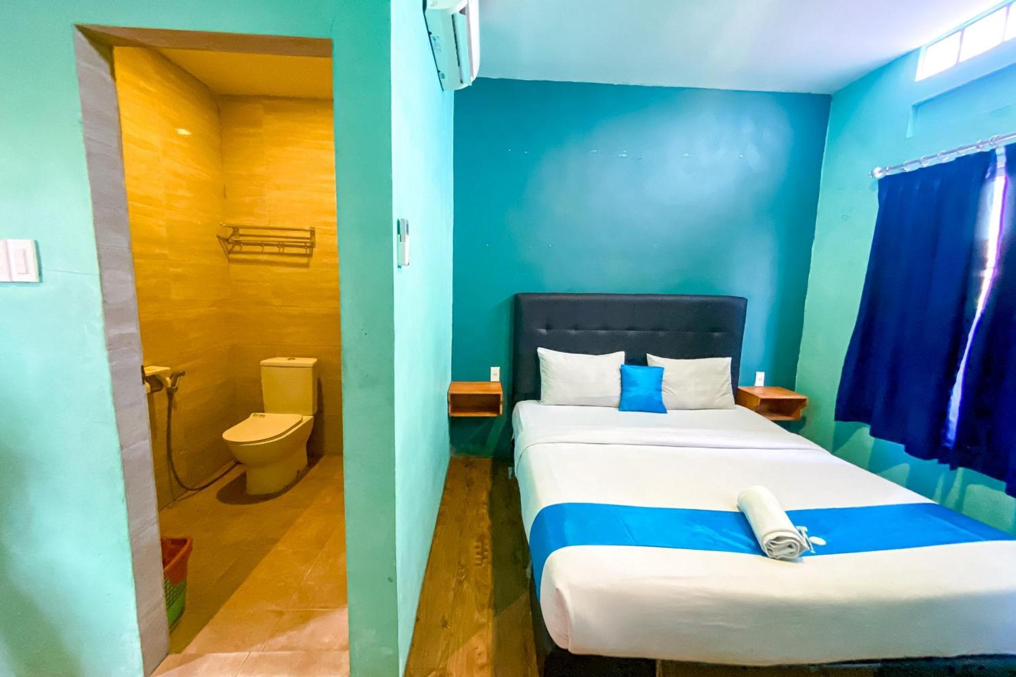Hotel Reddoorz At Sentosa Jaya Helvetia à Medan Extérieur photo