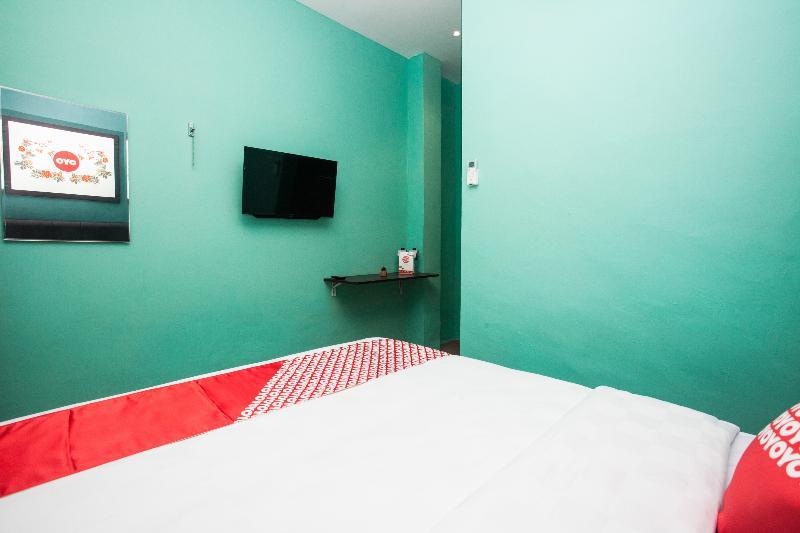 Hotel Reddoorz At Sentosa Jaya Helvetia à Medan Extérieur photo